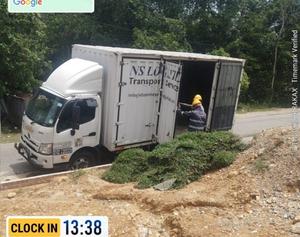 Kerja penanaman rumput di TNB PMU Kenering Perak